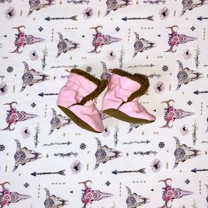 🎀  NEWBORN FUR MOCCASIN BOOTS